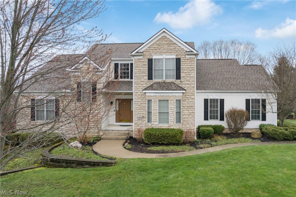 1205 Jonah Drive, Akron, OH