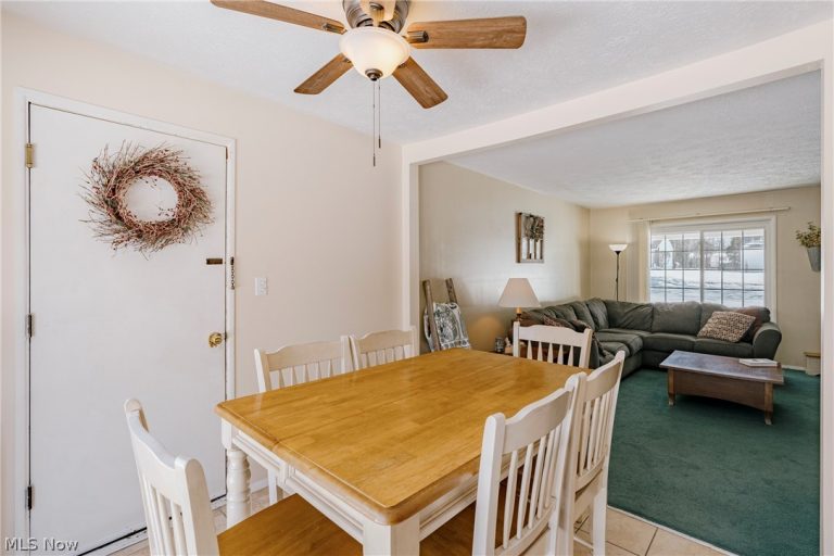6250 Oxford Court, Bedford Heights, OH - Photo 6