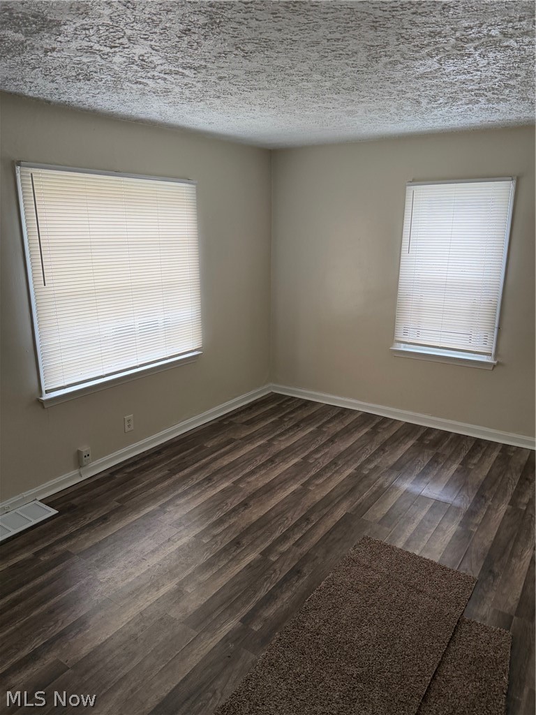 1120 Stoner Street, Akron, OH - Photo 4