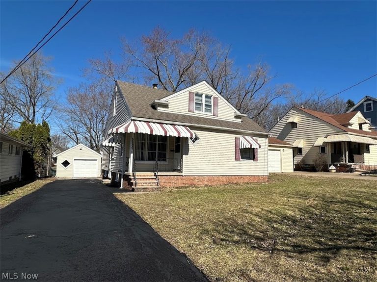 19931 Raymond Street, Maple Heights, OH, 44137