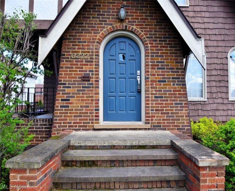 6222 Brookside Drive, Cleveland, OH - Photo 3