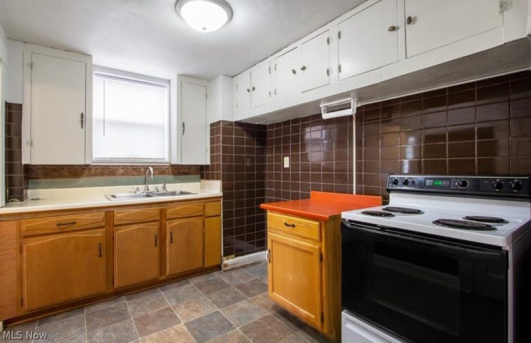 824 12th Street, Canton, OH - Photo 5