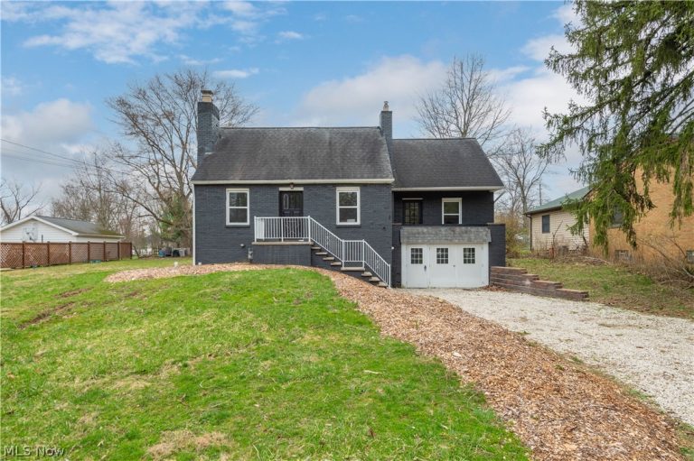 11775 Albion Road, North Royalton, OH, 44133
