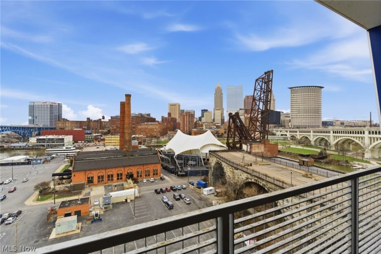 1237 Washington Avenue #1207, Cleveland, OH - Photo 2