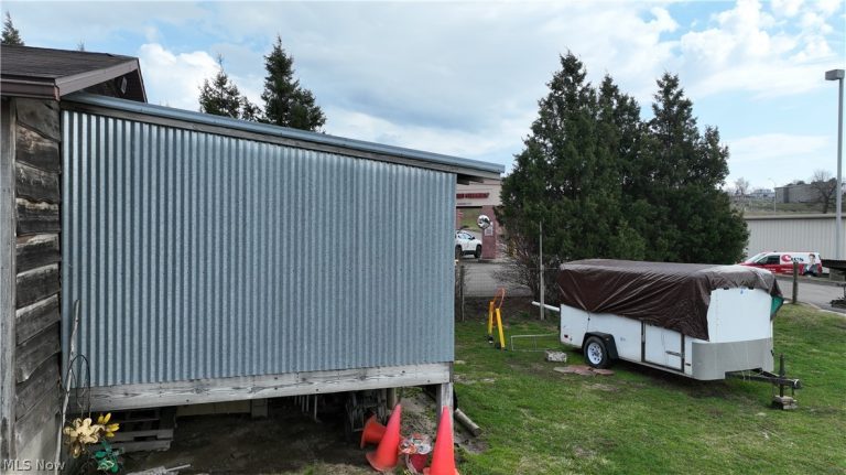 806 24th Street, Parkersburg, WV - Photo 8