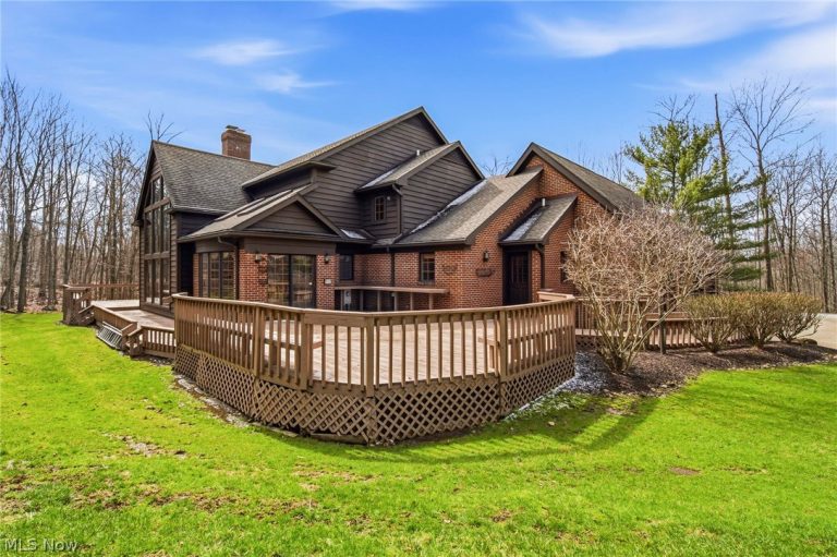 1255 Fox Hill Drive, Gates Mills, OH - Photo 5