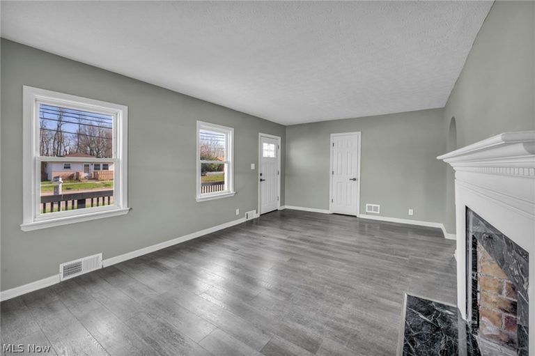 800 Independence Avenue, Akron, OH - Photo 3