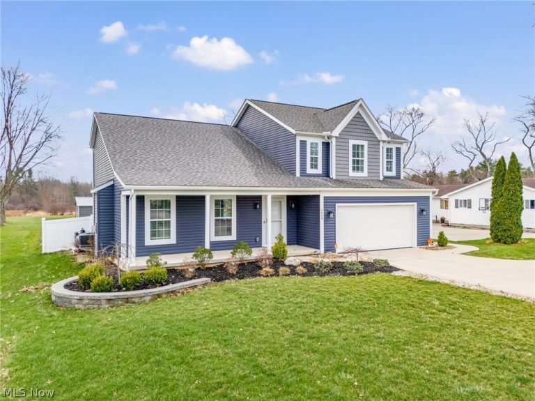 1054 East Avenue, Tallmadge, OH - Photo 2