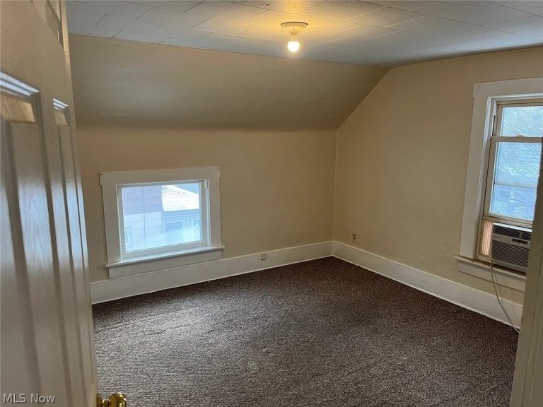 2211 18th Street, Akron, OH - Photo 4