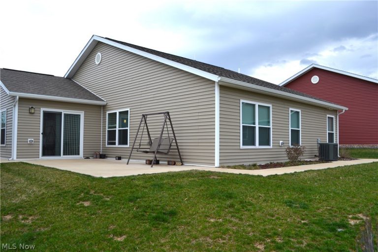 1572 Arrow Drive, Ashland, OH - Photo 3