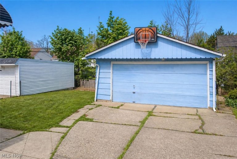 4366 60th Street, Cleveland, OH - Photo 4