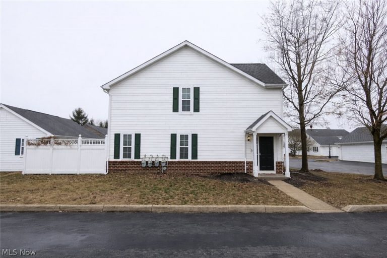 633 Lakeview Drive, Grove City, OH, 43123