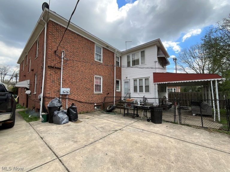 3000 Warrensville Center Road, Shaker Heights, OH - Photo 6