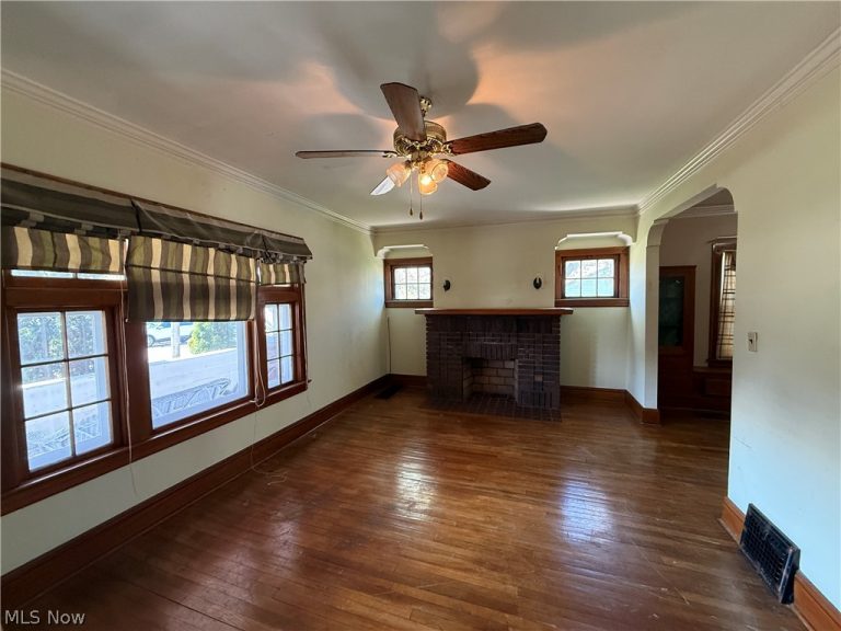 18309 Edgerton Road, Cleveland, OH - Photo 2