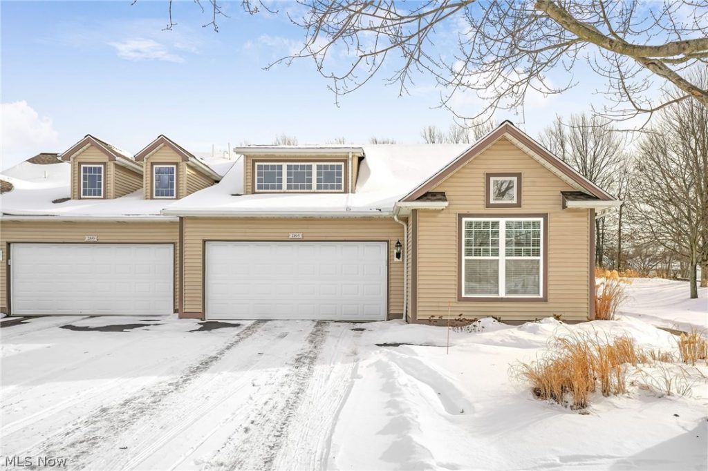 2195 Southampton Lane, Avon, OH