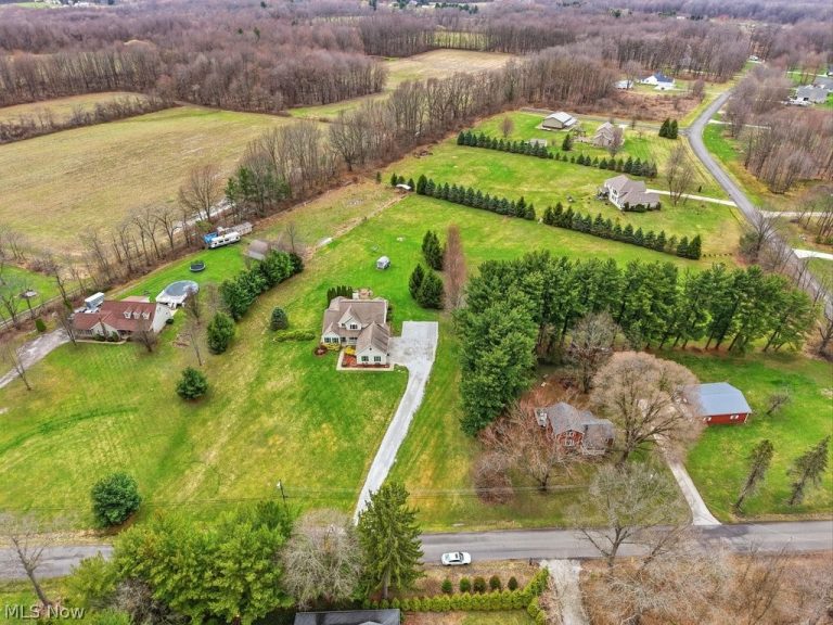 5863 Allyn Road, Hiram, OH - Photo 2