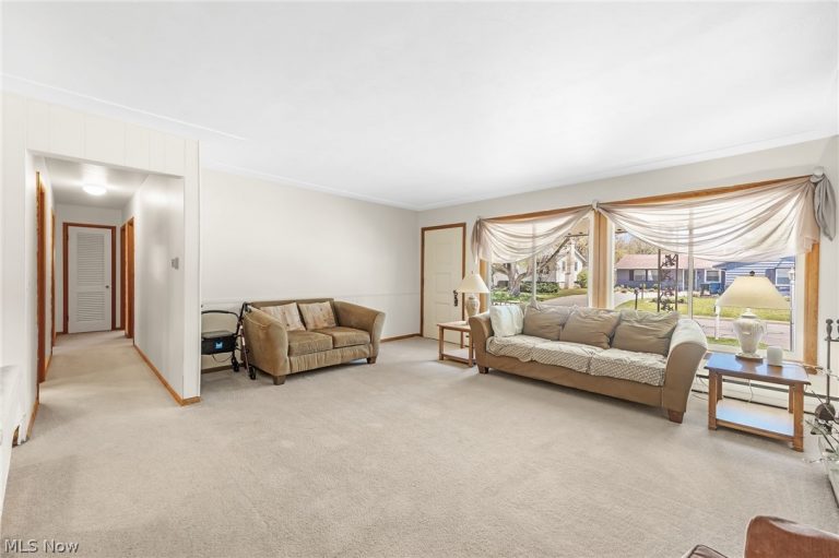 1280 Beechview Drive, Vermilion, OH - Photo 3