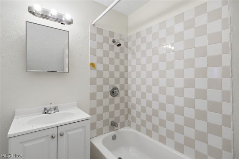 1978 93rd Street, Cleveland, OH - Photo 6