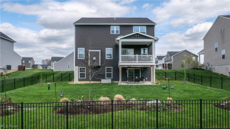 2310 Orchard Circle, Ravenna, OH - Photo 3