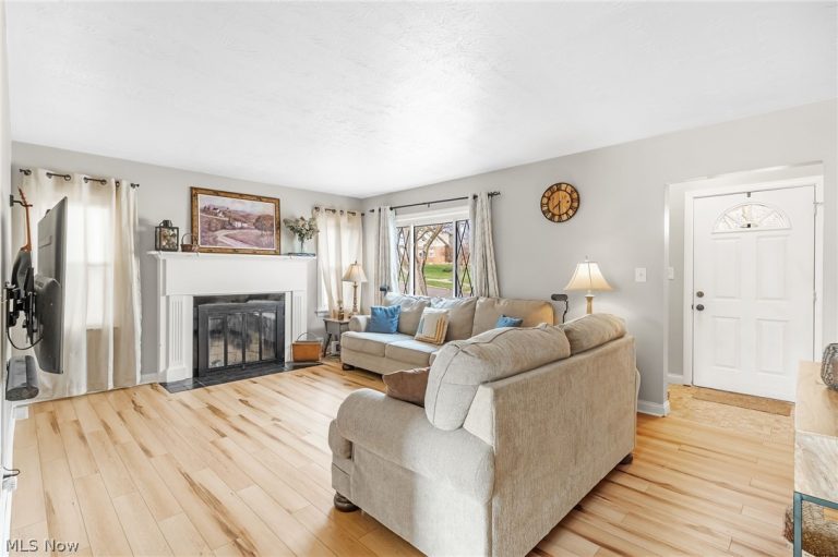 2652 Graham Avenue, Akron, OH - Photo 3