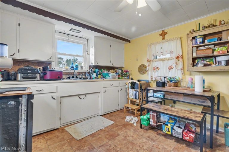 145 Sherman Street, Lisbon, OH - Photo 4