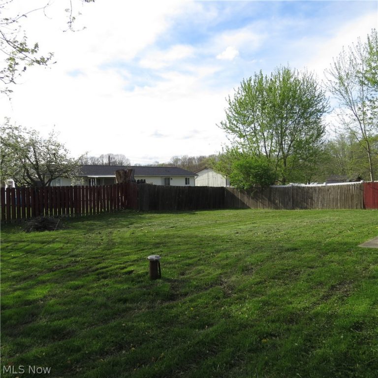 1487 Hillcrest Drive, Atwater, OH - Photo 3