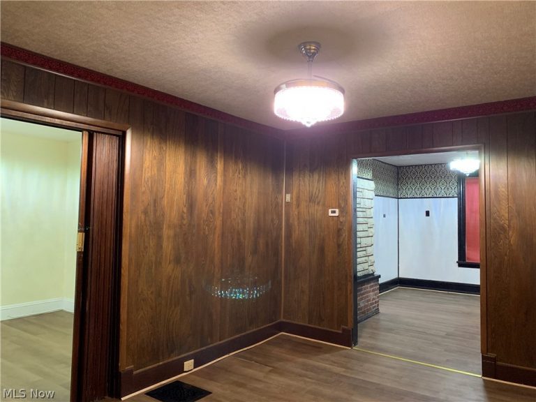 1661 93rd Street, Cleveland, OH - Photo 6