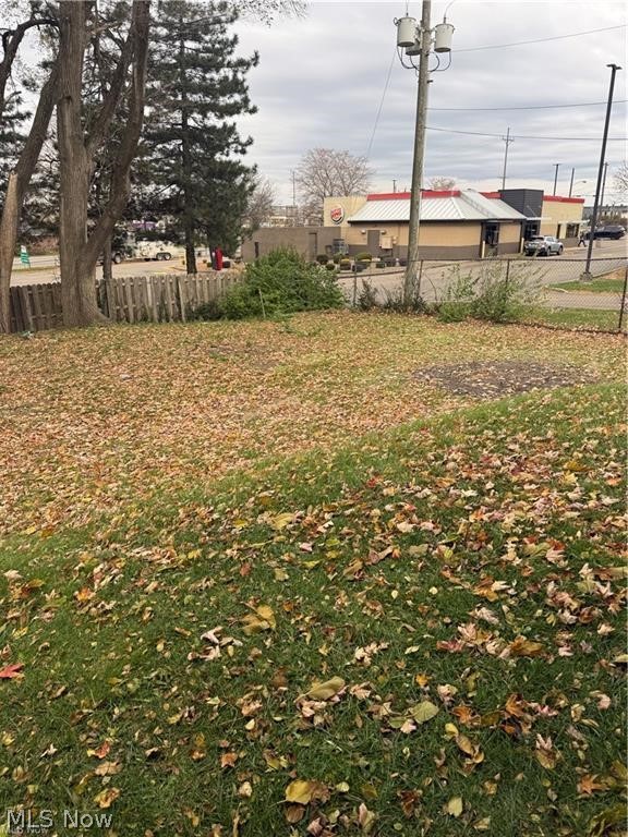 1729 Gambrinus Avenue, Canton, OH - Photo 5