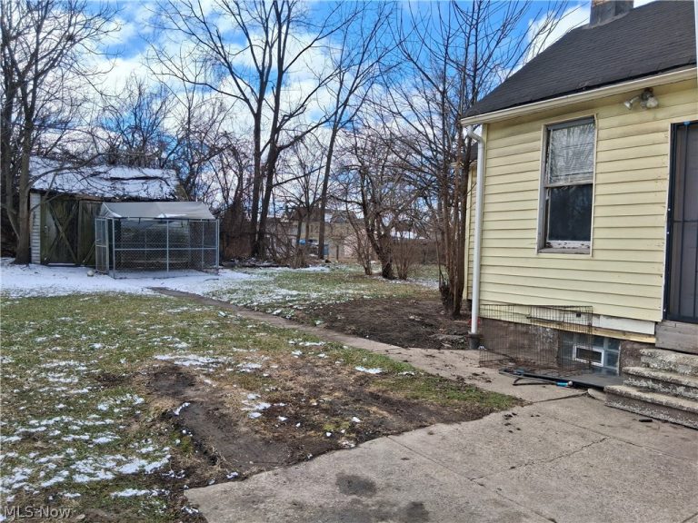 4922 Anson Avenue, Cleveland, OH - Photo 3
