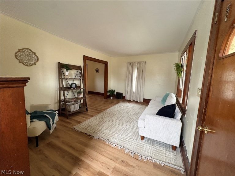 316 Bank Lane, New Philadelphia, OH - Photo 4