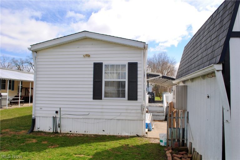 1166 Lafayette Road #H11, Medina, OH - Photo 4