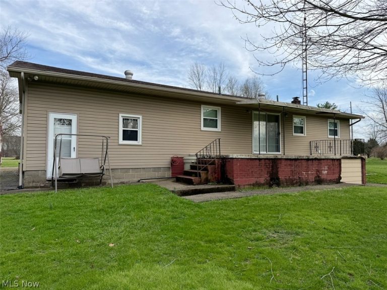 11455 Walnut Avenue, Alliance, OH - Photo 3