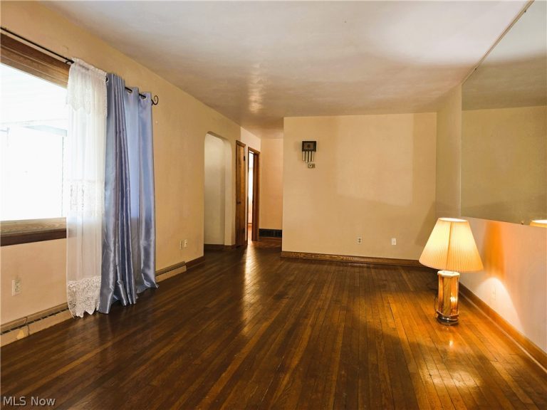 3839 Valacamp, Warren, OH - Photo 4