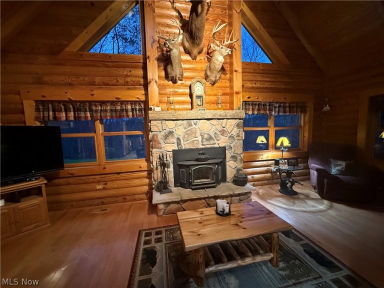 53308 Opossum Run Road, Senecaville, OH - Photo 4