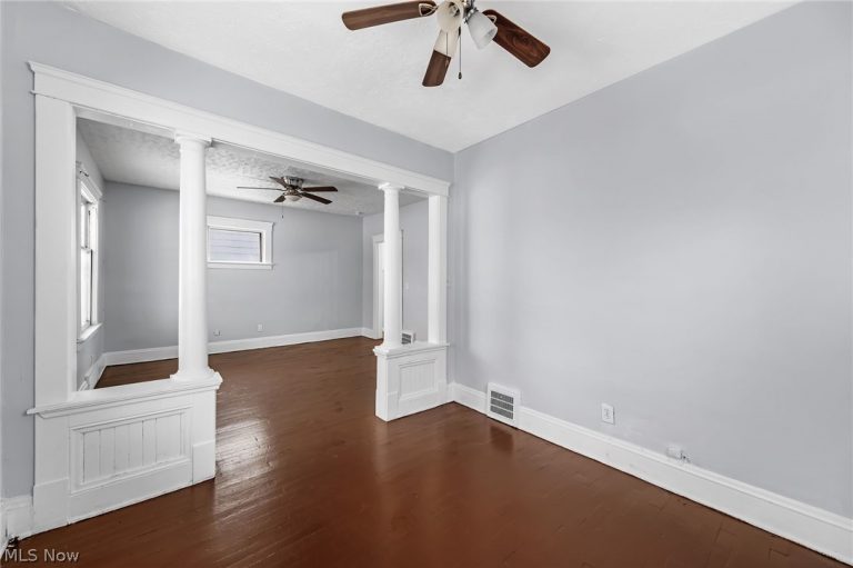 3978 55th Street, Newburgh Heights, OH - Photo 8