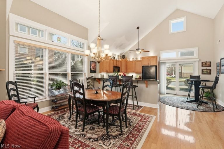3722 Coral Place, Cleveland Heights, OH - Photo 8