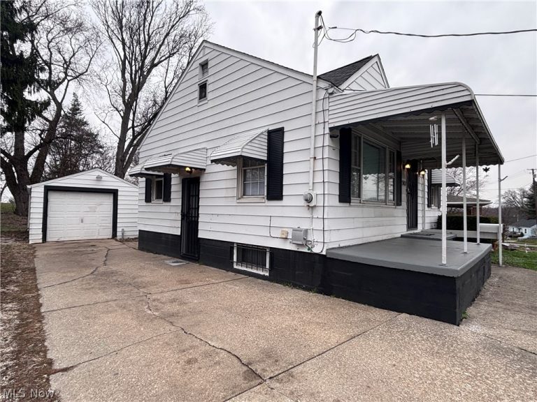 1901 Goodyear Boulevard, Akron, OH - Photo 2