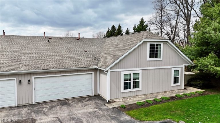 318 Millennium Drive, Tallmadge, OH - Photo 8