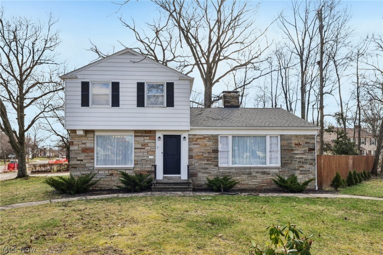 4284 Silsby Road, University Heights, OH, 44118