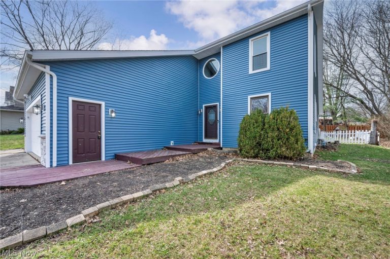 1057 Ty Drive, Medina, OH - Photo 4