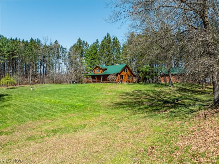 31370 Cadiz Dennison Road, Uhrichsville, OH - Photo 5