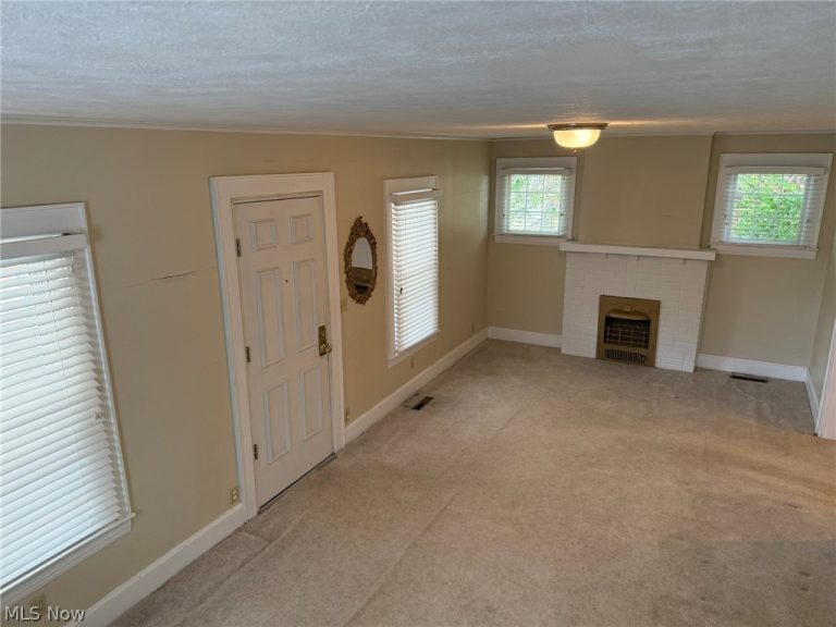 612 Eastlawn Avenue, Parkersburg, WV - Photo 6