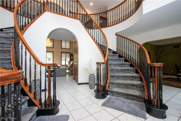 1960 Autumn Run, Wooster, OH - Photo 6