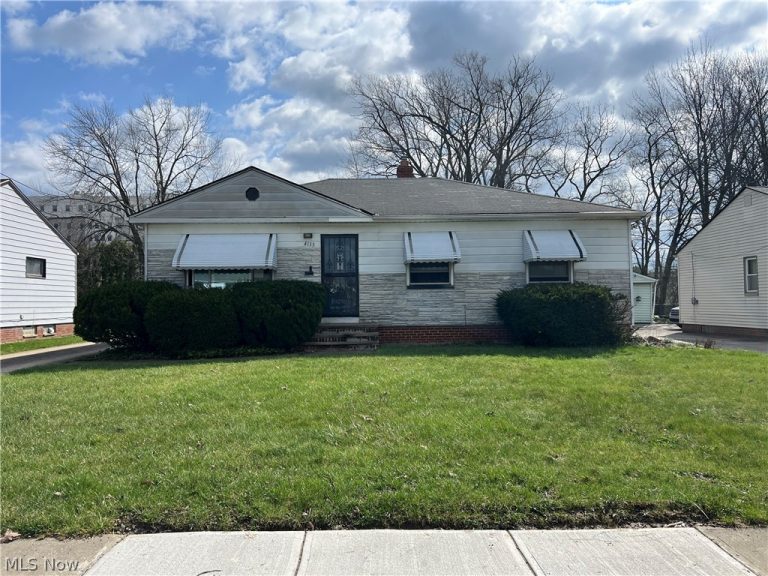 4133 Eastwood Lane, Warrensville Heights, OH, 44122