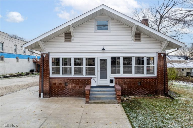 613 Wooster Road, Barberton, OH - Photo 3