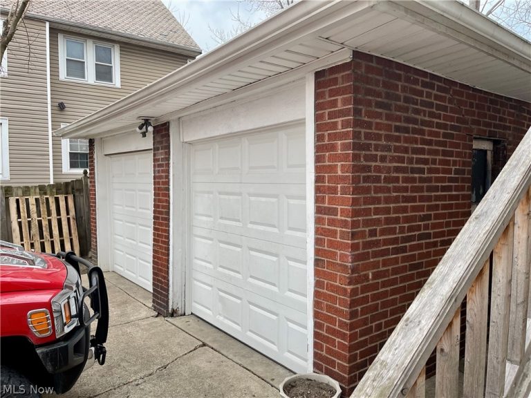 3284 West Boulevard, Cleveland, OH - Photo 2