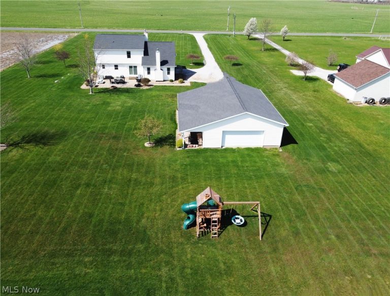 17327 Wheeler Road, LaGrange, OH - Photo 8
