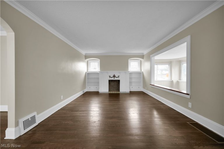 11103 Lincoln Avenue #1/DN, Garfield Heights, OH - Photo 3
