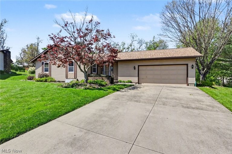 332 Kelly Circle, Zanesville, OH, 43701