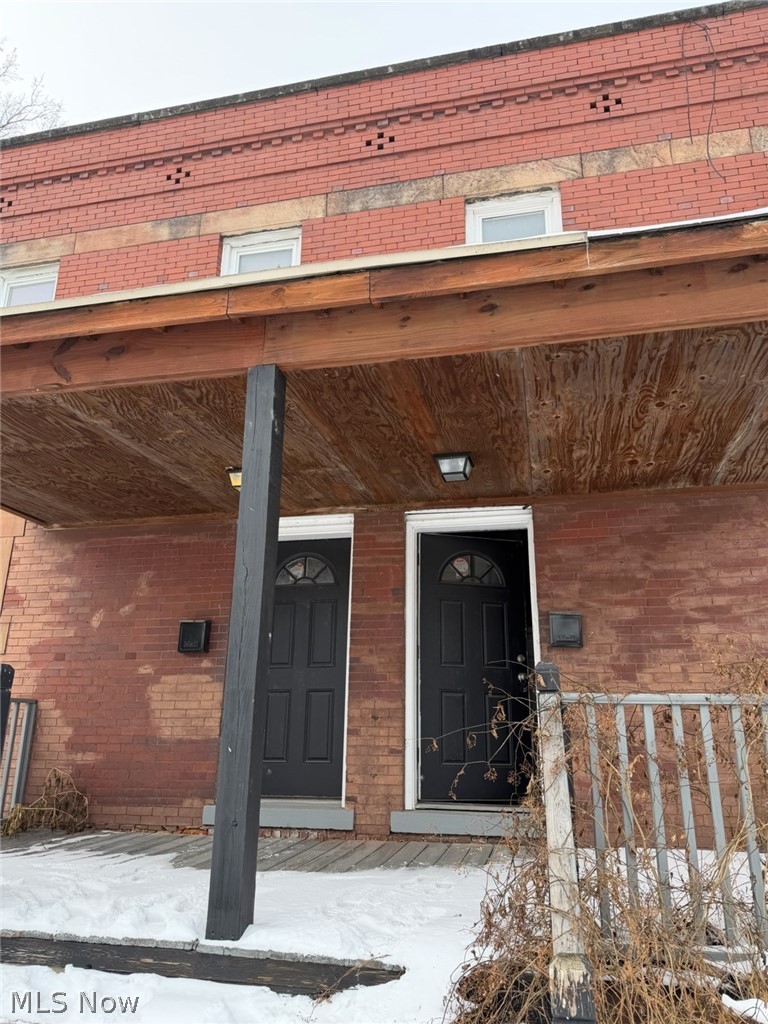 1284 85th Street, Cleveland, OH, 44102